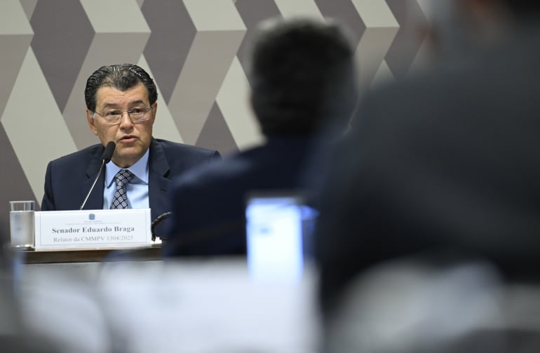 Comissão mista aprova relatório da MP 1304