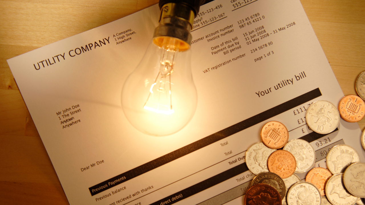 Conta de luz vai subir 8% em 2026 — aumento acima da inflação reforça urgência da energia solar Conta de luz vai subir 8% em 2026 — aumento acima da inflação reforça urgência da energia solar