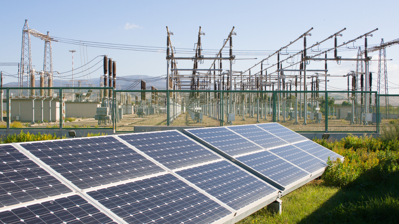 Excedente solar pode entrar no mercado de curto prazo em 2027, mas a ANEEL ainda não aprovou a mudança